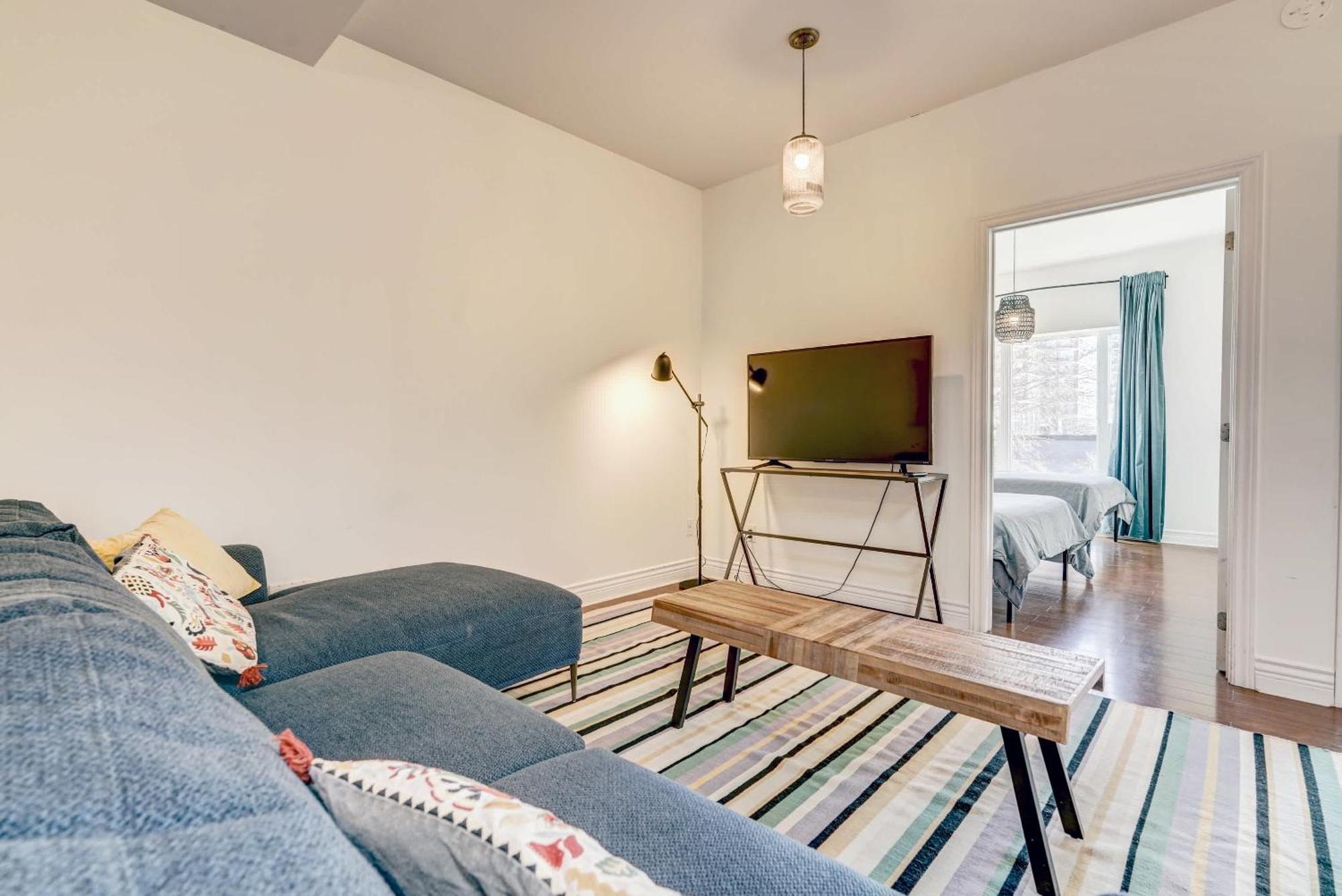 Appartement Spacious Group Haven Near Trendy St Laurent *